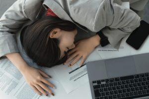 固定残業代が違法になるケース５つ！正しく制度を運用するポイント