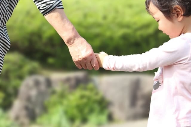 代襲相続では孫のみが遺留分請求可能