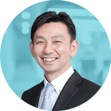 税理士 西井 康浩