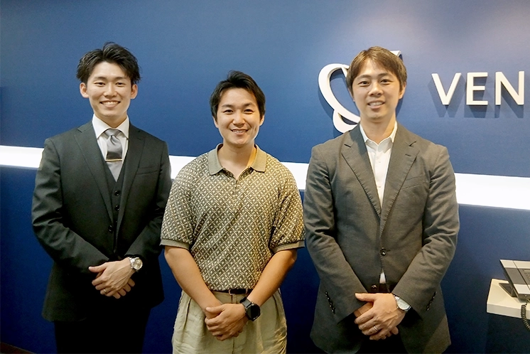 【東京都・コンサルティング業】大学同期で会社設立｜本業に集中できる体制を整え、2,000万円の資金調達を実現